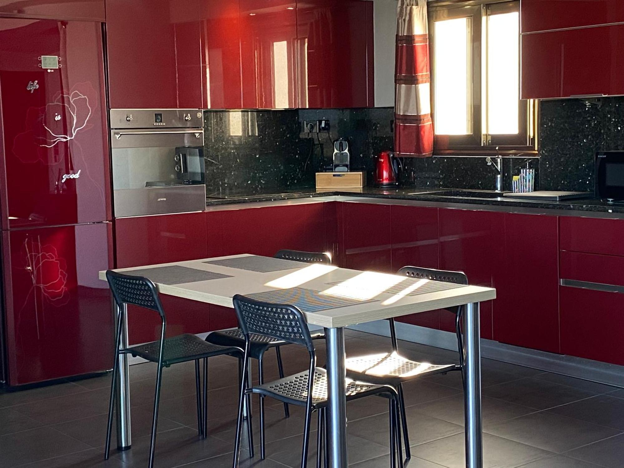 Luxury View Apartment 10Min From Athens Airport コロピオン エクステリア 写真