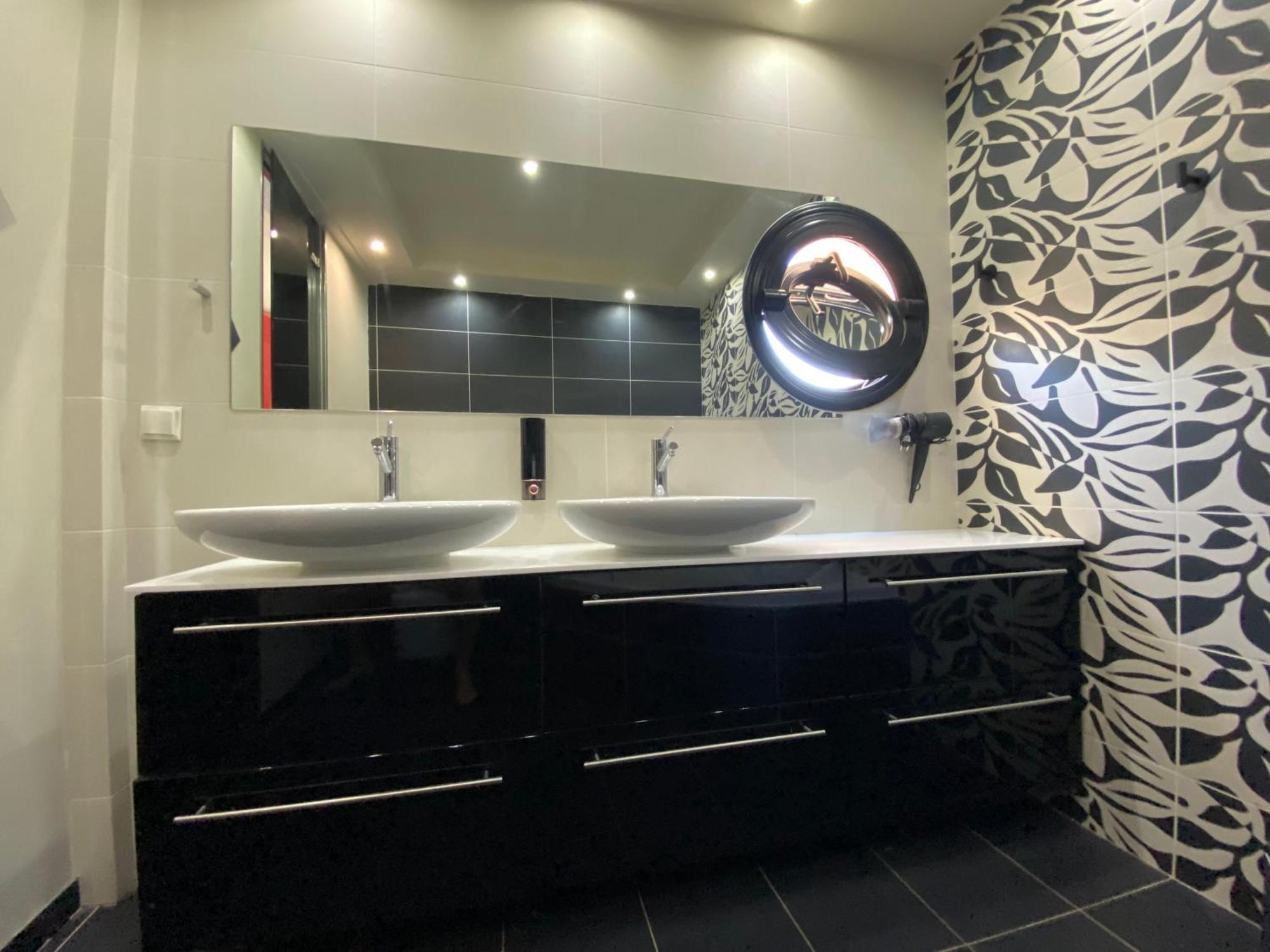 Luxury View Apartment 10Min From Athens Airport コロピオン エクステリア 写真